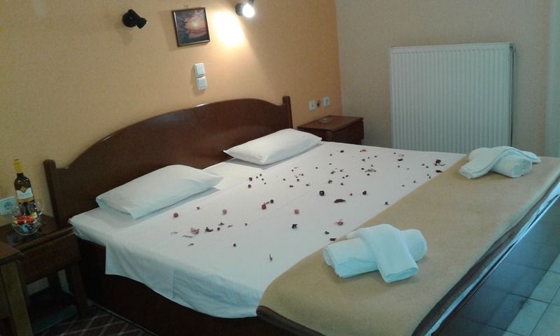 Hotel Themisto 2*